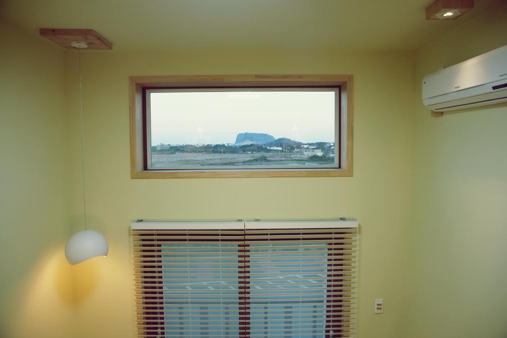 Clover B&B Seogwipo Esterno foto