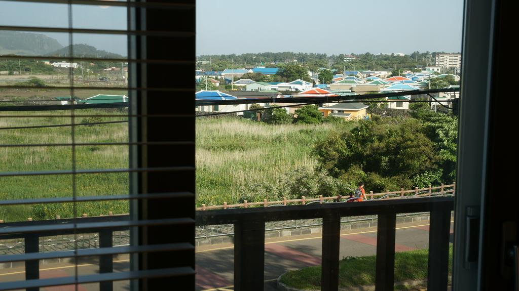 Clover B&B Seogwipo Esterno foto