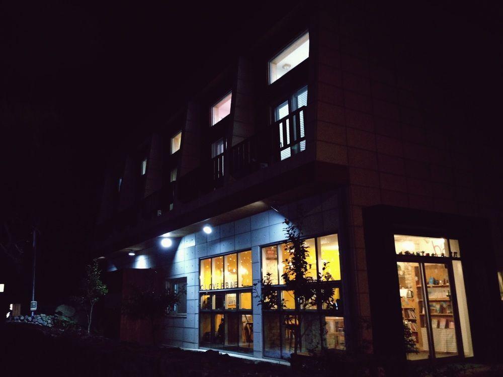 Clover B&B Seogwipo Esterno foto
